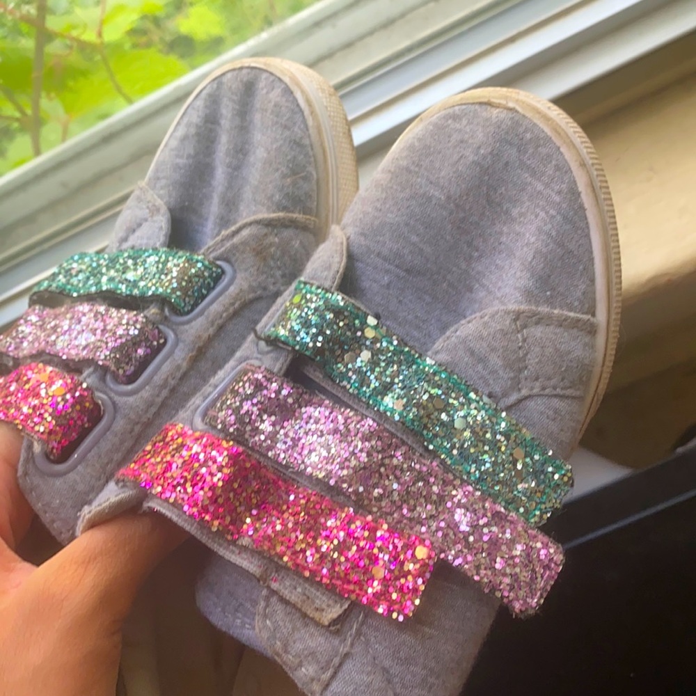Glitter shoes, in okay condition
